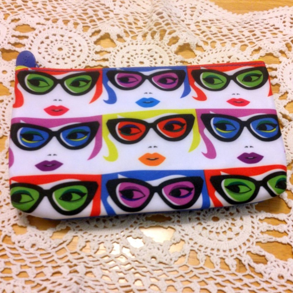 Collectible ipsy makeup bag, sunglasses motif